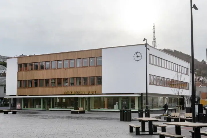 Torvgården på torget i Egersund, der Flyd-kontoret ligger